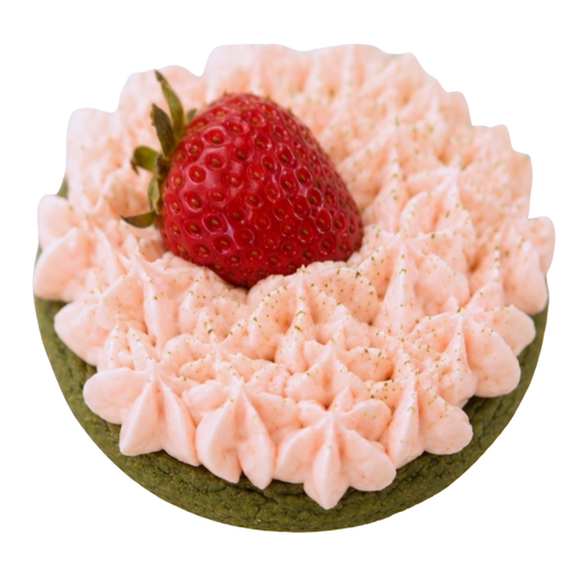 MATCHA STRAWBERRY CHEESECAKE